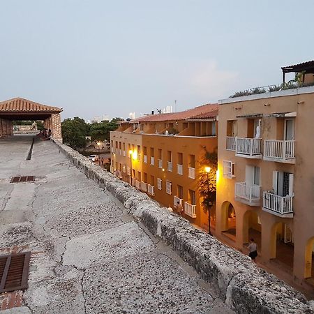 דירות Cartagena Apartamento Duplex Vista Al Mar Y Murallas Nuevo En La Ciudad Amurallada מראה חיצוני תמונה