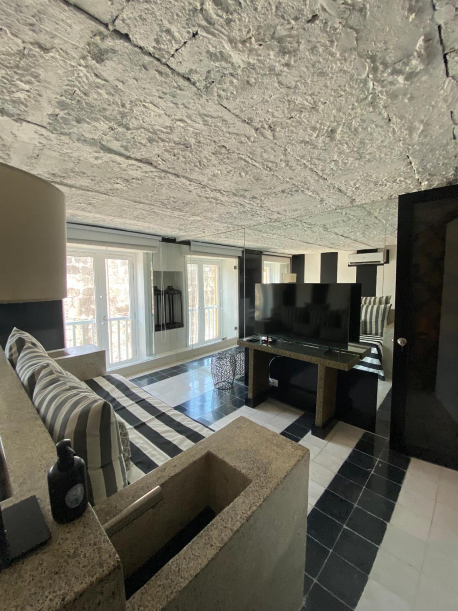 דירות Cartagena Apartamento Duplex Vista Al Mar Y Murallas Nuevo En La Ciudad Amurallada מראה חיצוני תמונה