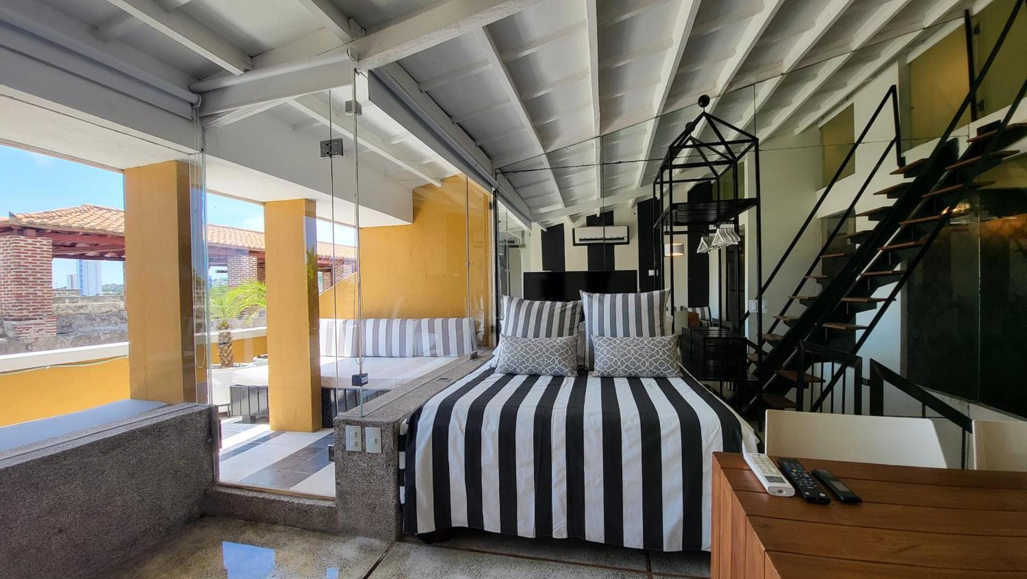 דירות Cartagena Apartamento Duplex Vista Al Mar Y Murallas Nuevo En La Ciudad Amurallada מראה חיצוני תמונה